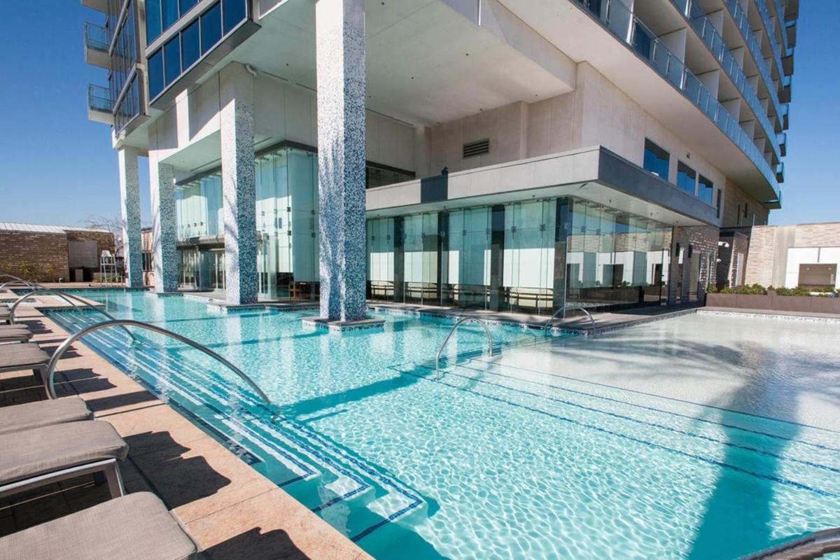 Palms Place Strip View Aparthotel