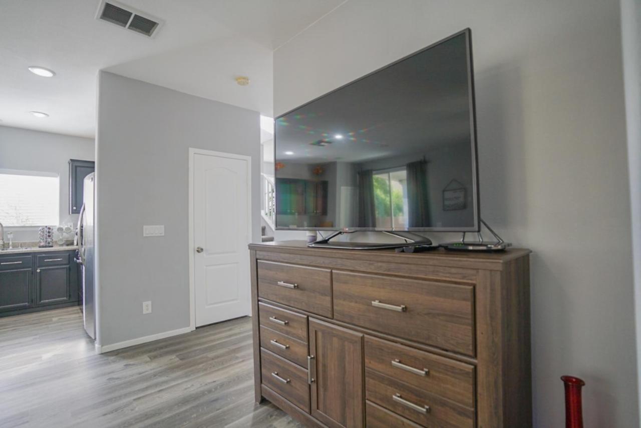 Holiday home Ultra Modern Vegas 20min From The Strip Las Vegas