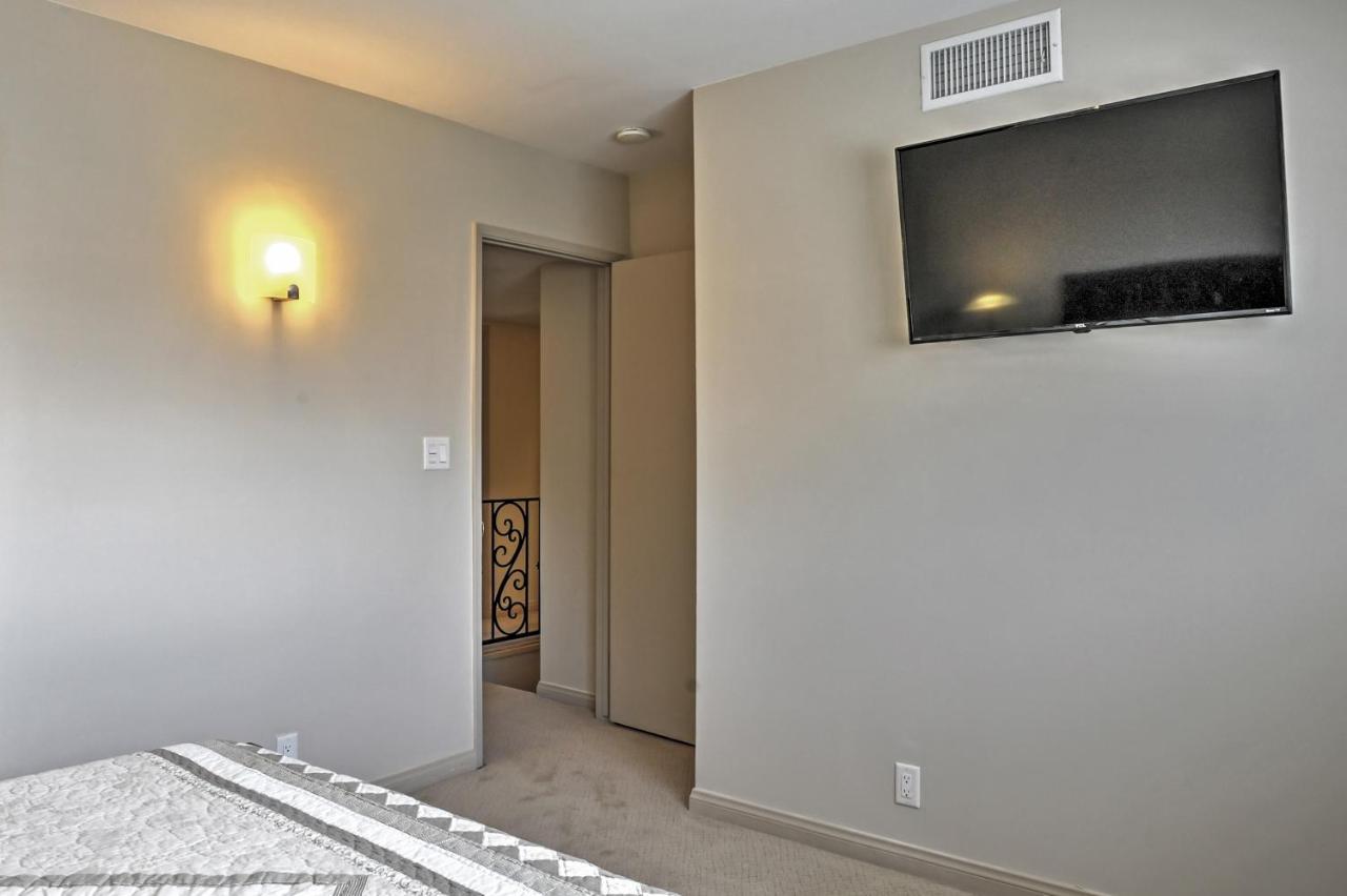 Holiday home Stunning With Private Oasis - 1 Half Mile To Strip Las Vegas