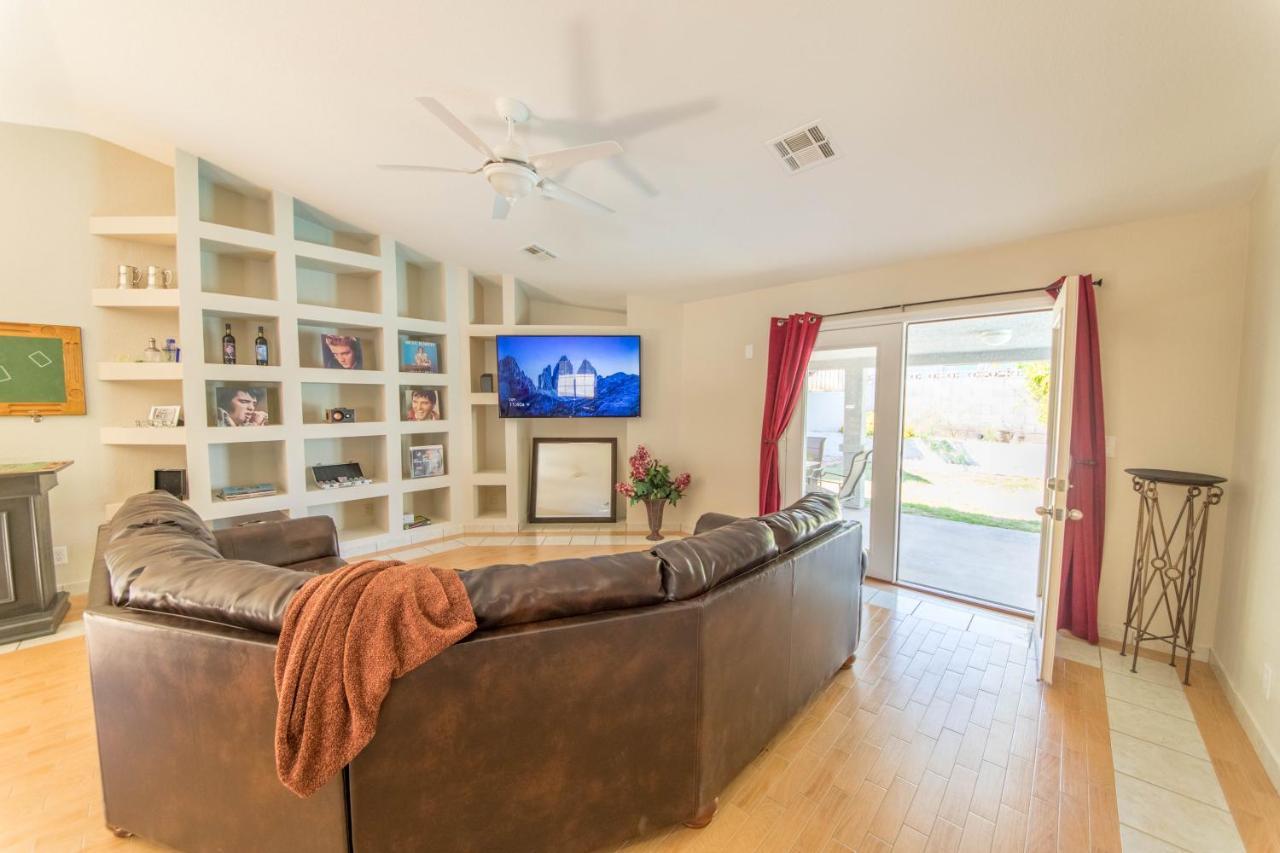Relax In Style!! Pool, Vegas Games, Rv Parking *