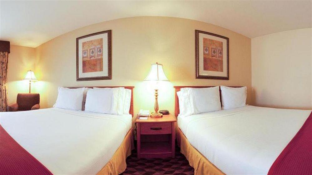 Express Vegas-nellis By Ihg 3*