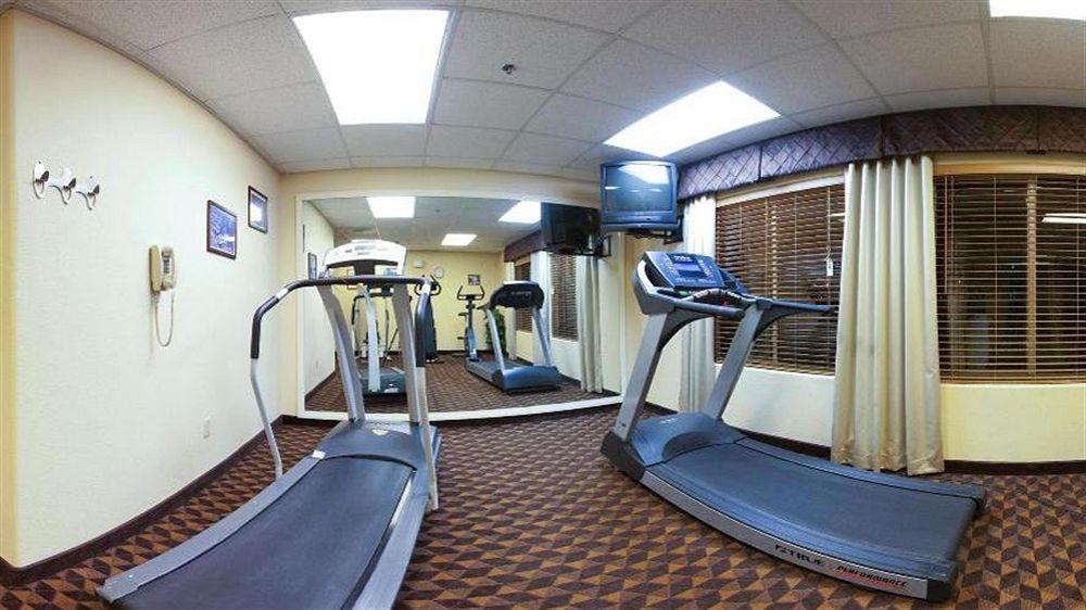Express Vegas-nellis By Ihg Hotel 3*