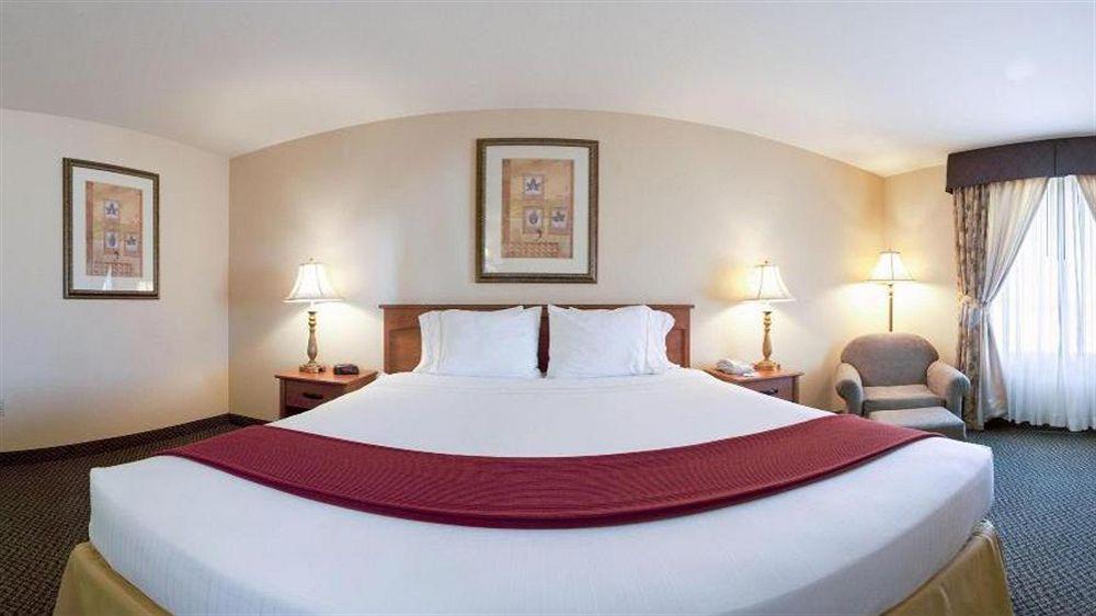 Express Vegas-nellis By Ihg 3* Las Vegas