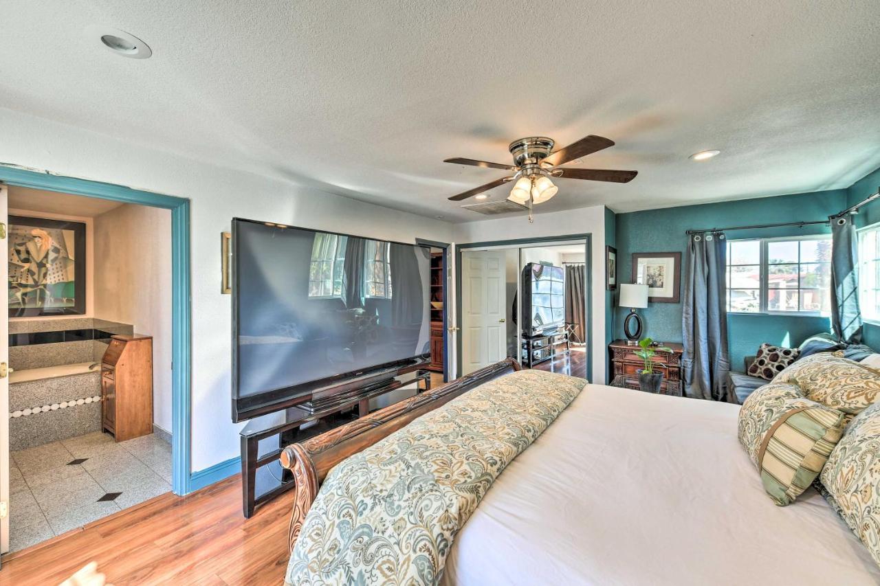 Holiday home Elegant With Pool Table 3 Mi To Vegas Strip! Las Vegas
