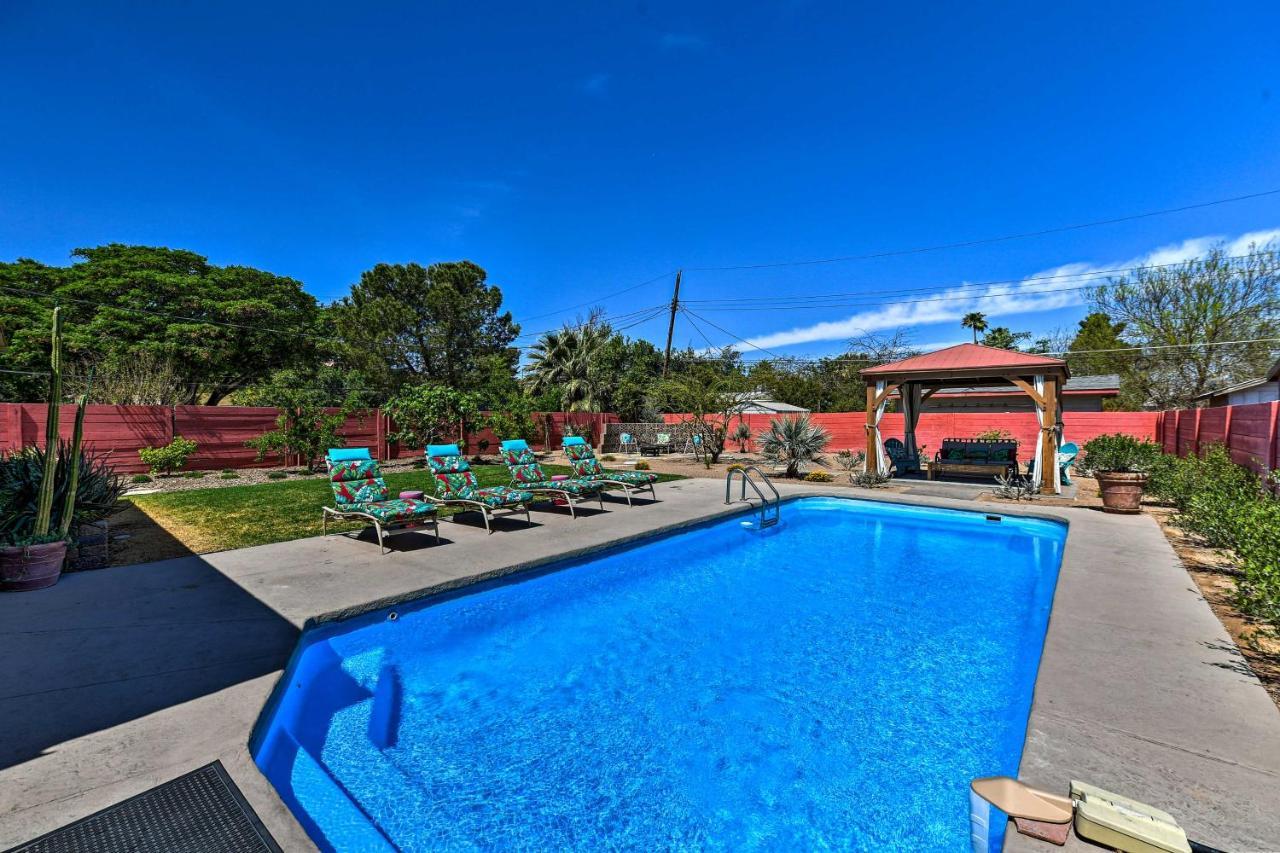 Vintage Vegas Oasis Less Than 3 Mi To The Strip! Holiday home Las Vegas