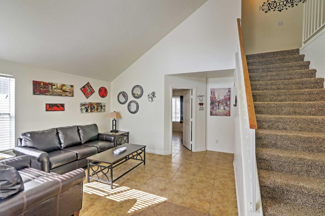 Spacious Vegas - Near Golfing And Hiking! Holiday home *