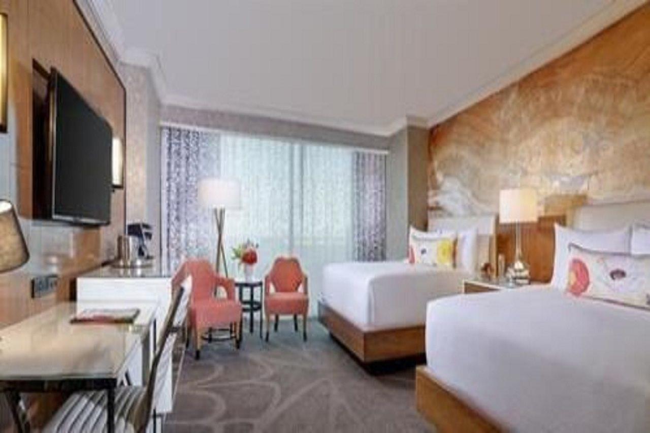 Mandalay Bay 4*