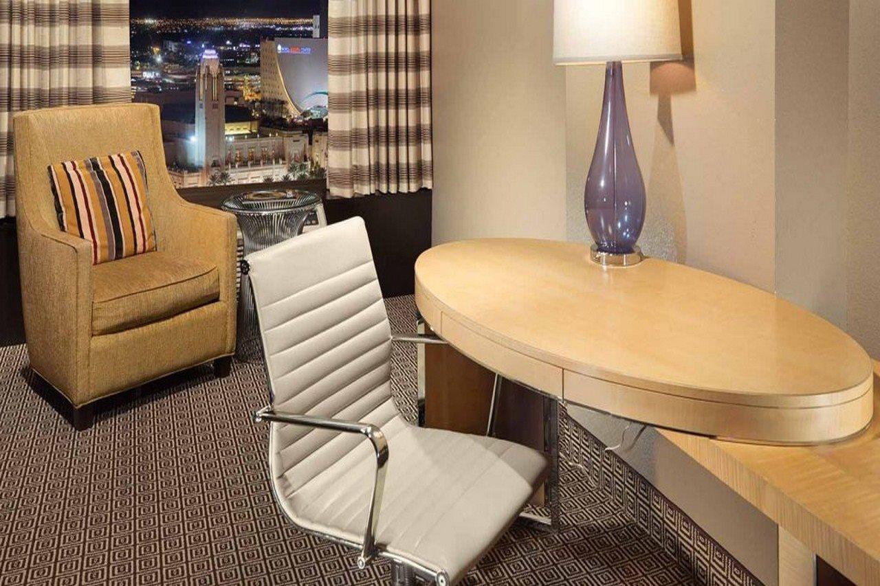 Hotel Plaza & Casino 4*
