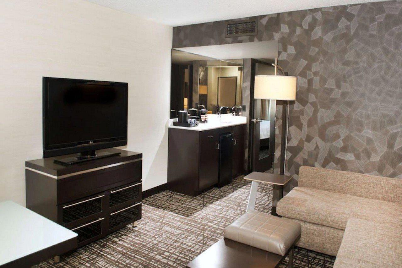 Embassy By Hilton Vegas