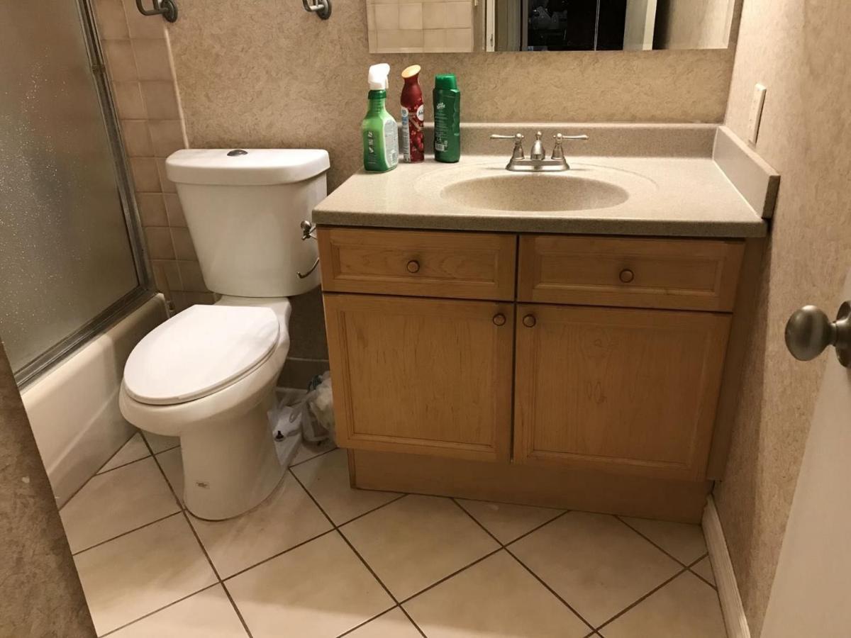 New Bedroom Queen Size Bed At Vegas For Rent-4