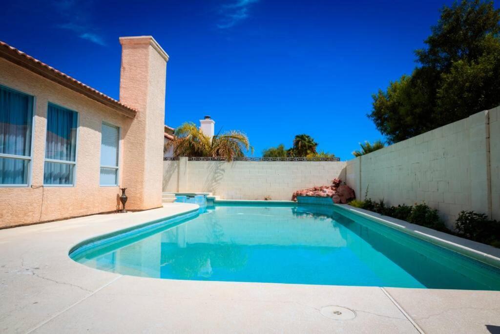 Holiday home Luxury 1900 Sq Ft House Huge 46 Ft Pool & Hot Las Vegas