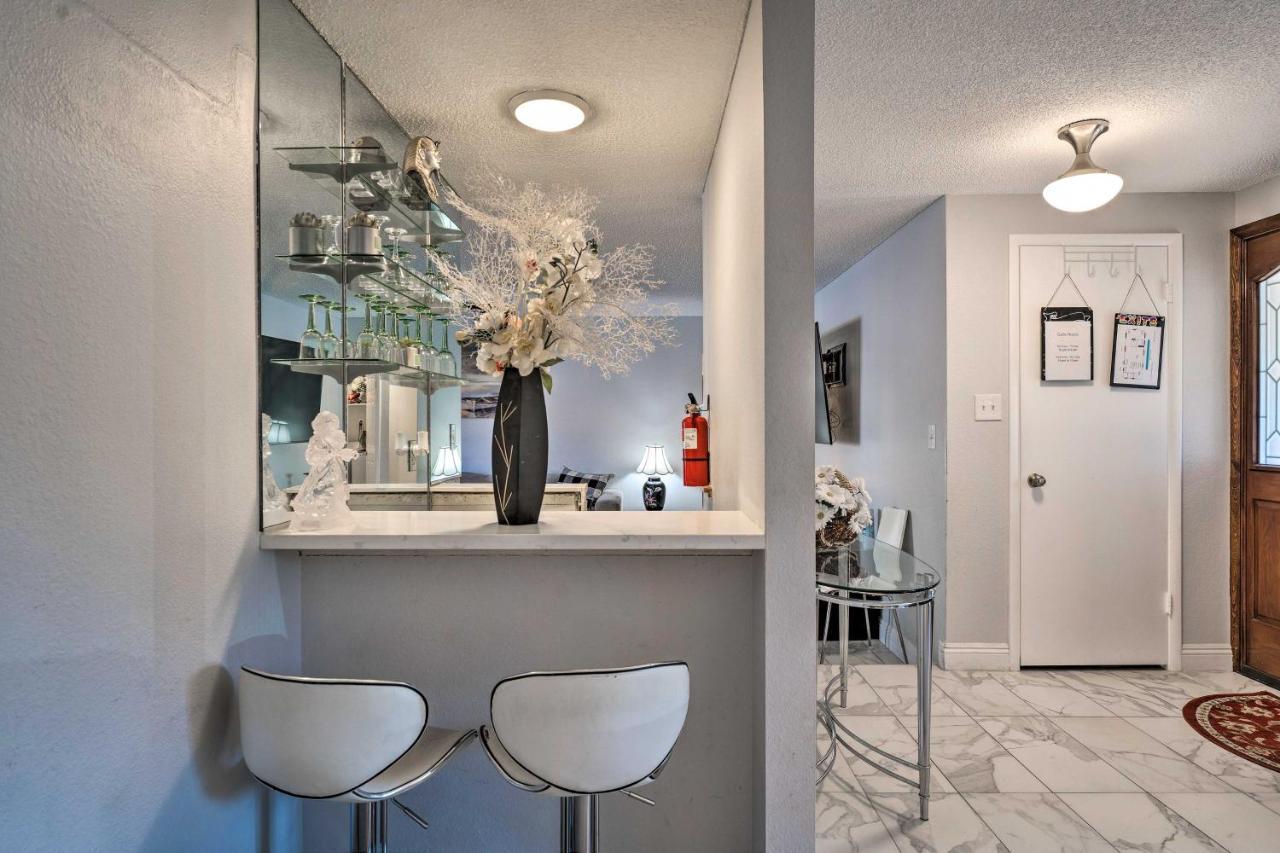 Pet-friendly Family Gem, 10 Mi To Vegas Strip Holiday home Las Vegas