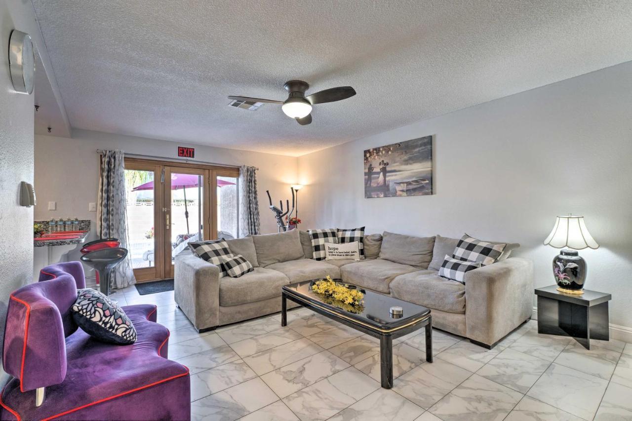 Holiday home Pet-friendly Family Gem, 10 Mi To Vegas Strip Las Vegas