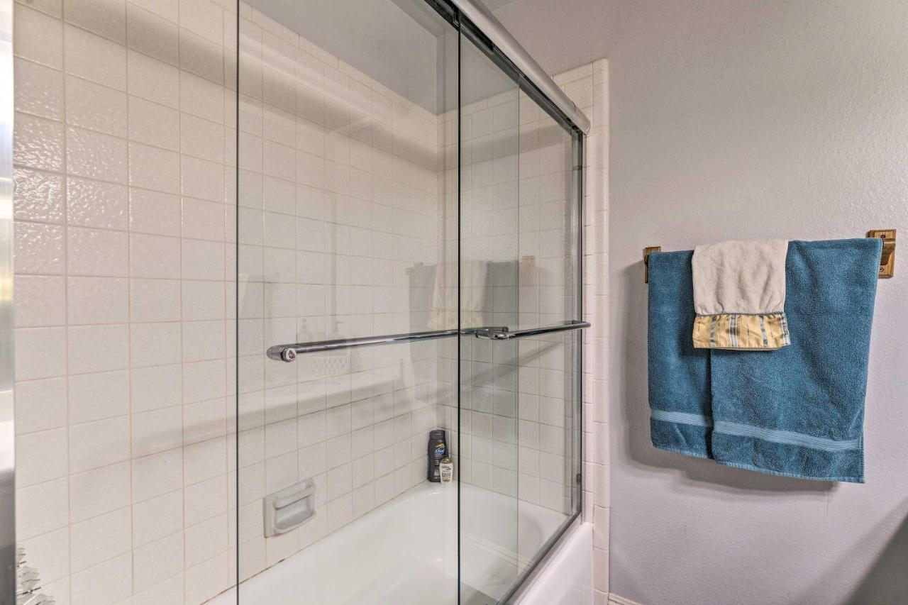 Pet-friendly Family Gem, 10 Mi To Vegas Strip Las Vegas