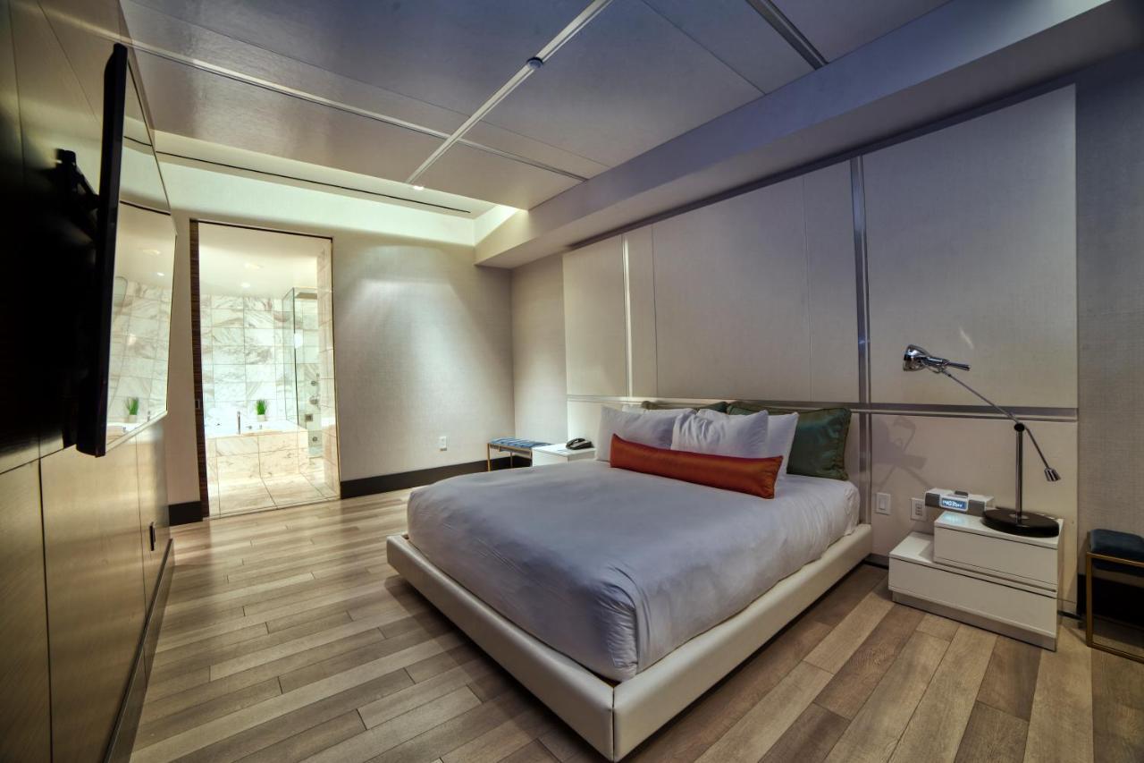 Playboy Vegas Penthosue Aparthotel