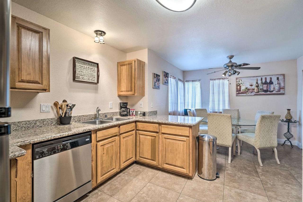 Pool And Vegas Pad Less Than 12 Mi To Strip! Apartment Las Vegas
