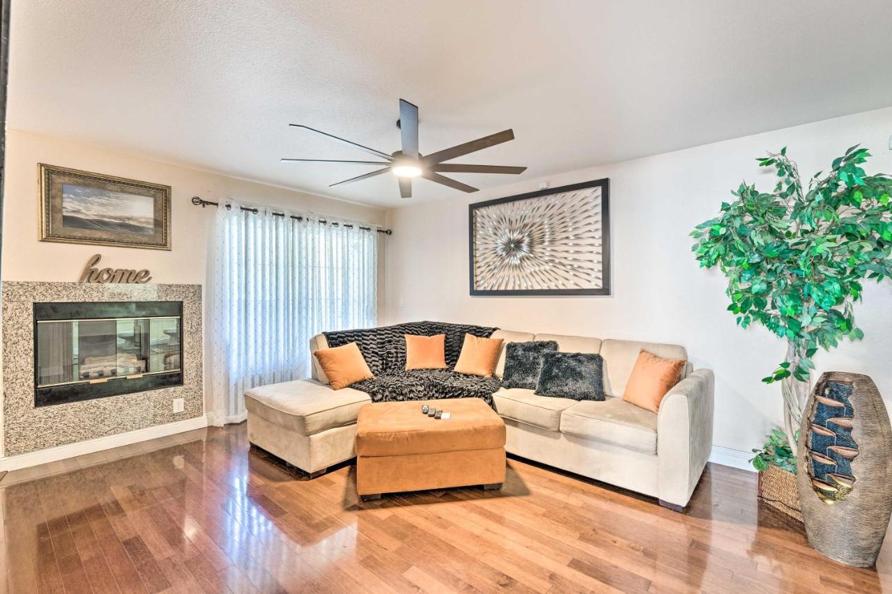 Pool And Vegas Pad Less Than 12 Mi To Strip! Las Vegas