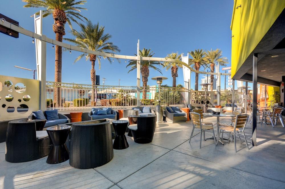 Thunderbird 2* Las Vegas