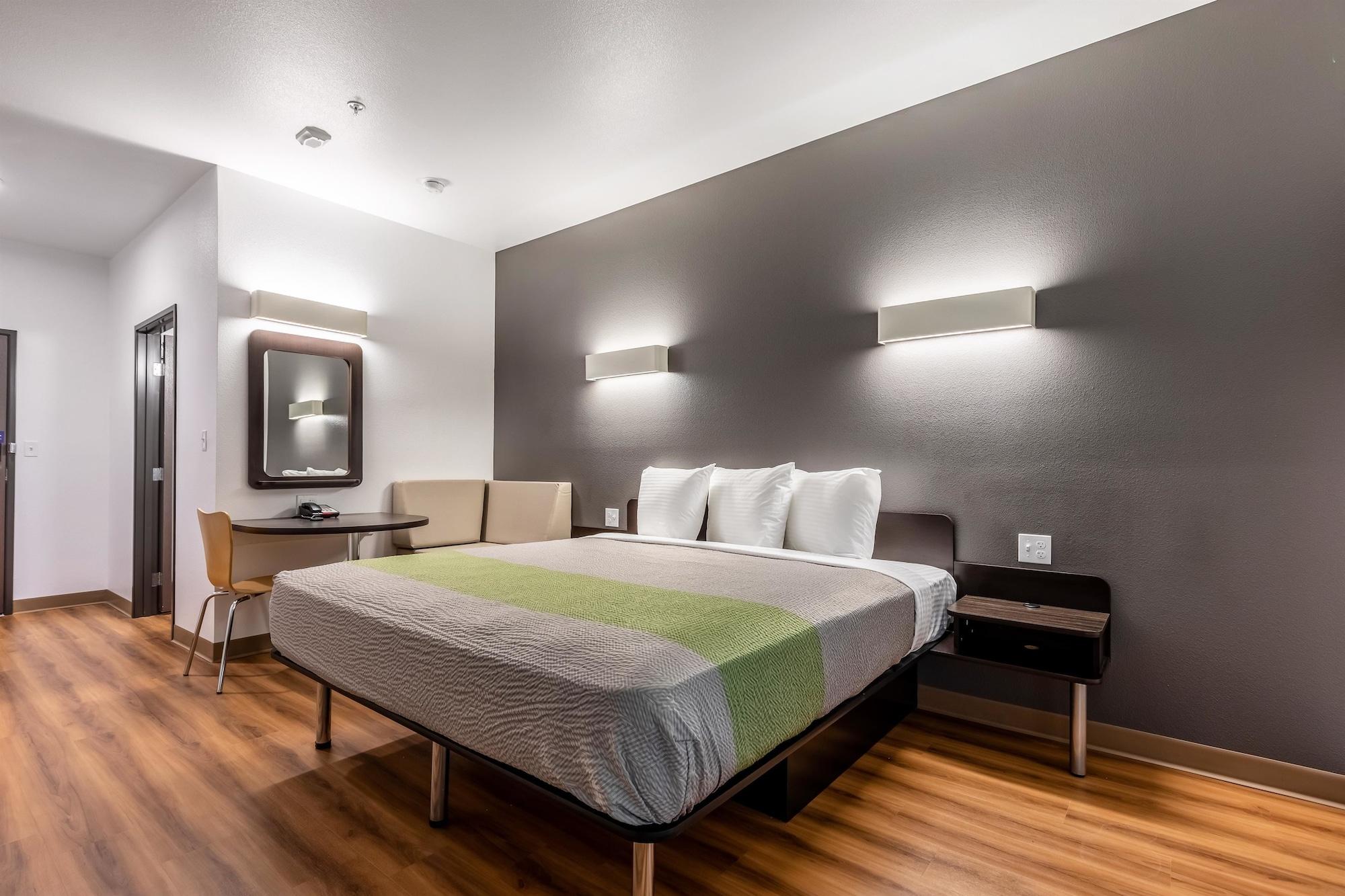 Hotel 6-las Vegas, Nv - Motor Speedway