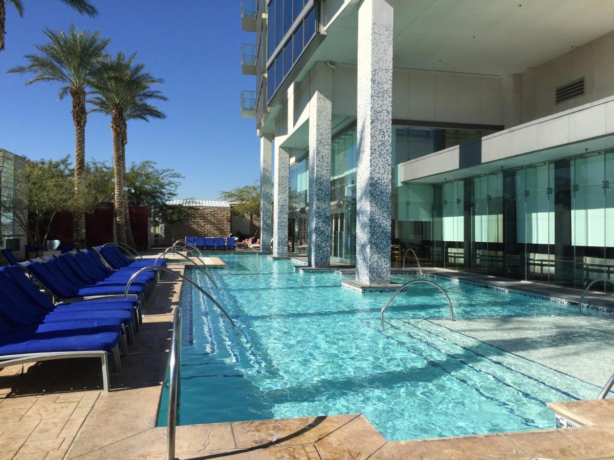 Aparthotel Palms Place One Bedroom 1220 Sqft 4*
