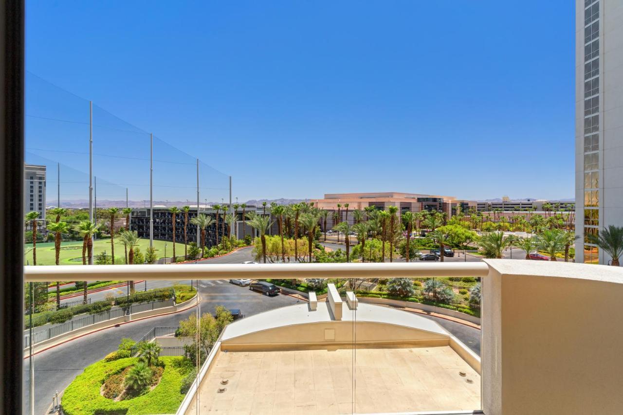 Aparthotel Mgm Signature Pool View *