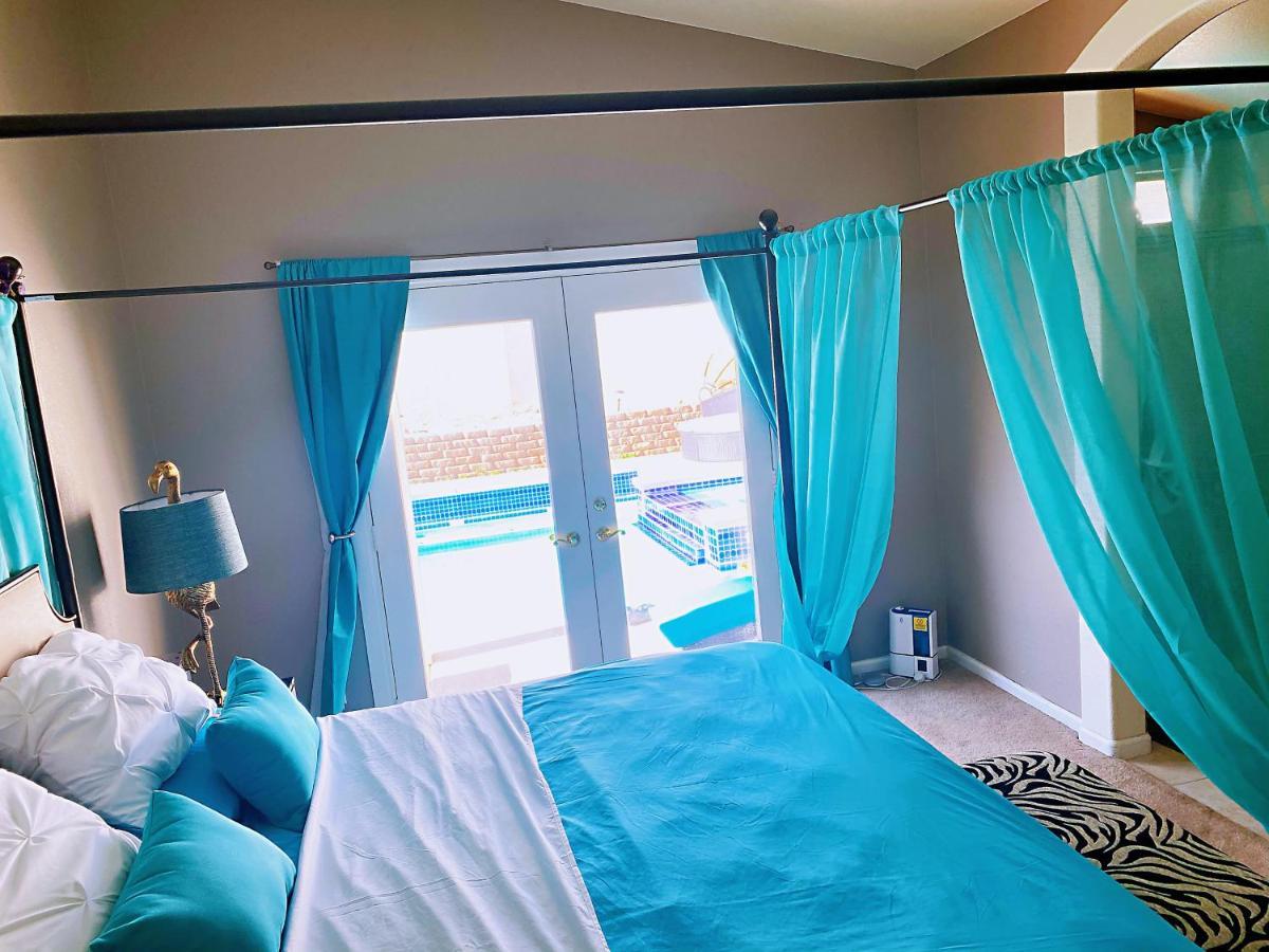 Villa Amazing Pool And Jaccuzi 3 Bedroom In Heart Of Lv