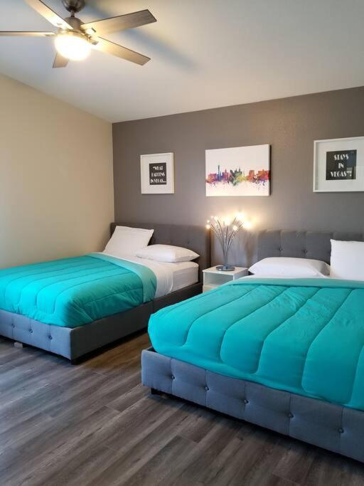 A - Fully Remodeled And Professionally Decorated Apartment *