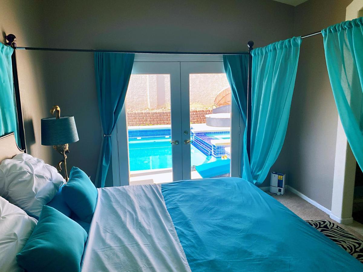 Amazing Pool And Jaccuzi 3 Bedroom In Heart Of Lv Villa *