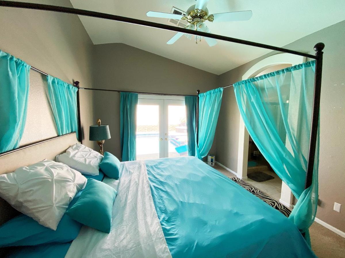 Villa Amazing Pool And Jaccuzi 3 Bedroom In Heart Of Lv Las Vegas
