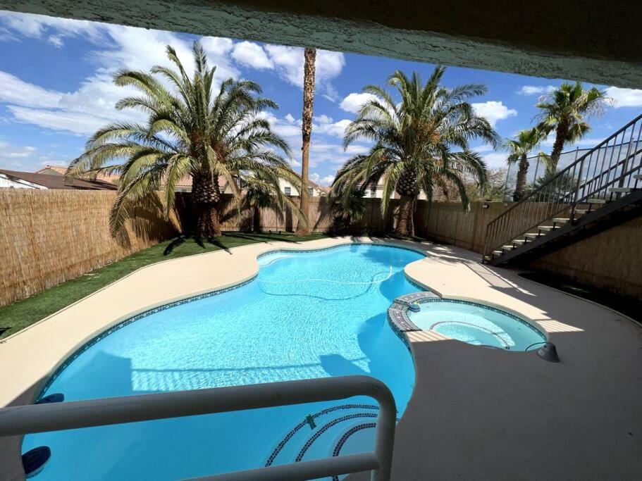 Holiday home Caramelize Life With A At 908 Carmel Shores Las Vegas
