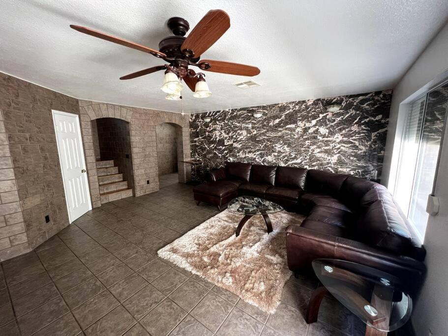 Holiday home Caramelize Life With A At 908 Carmel Shores Las Vegas