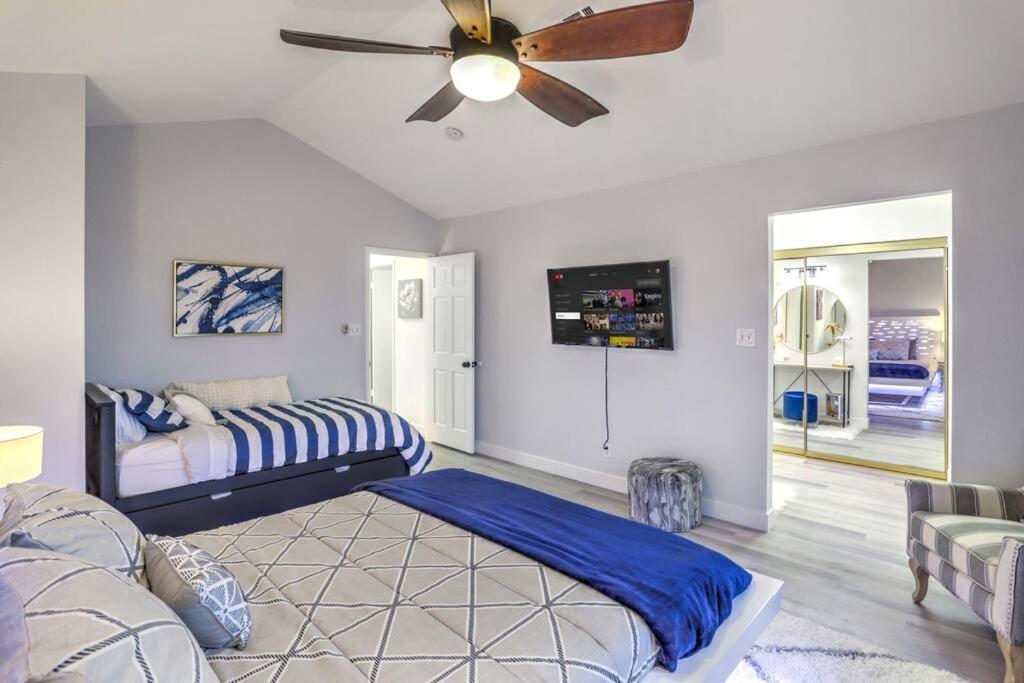 Casa Lucaccini - Gym/pool/spa/ Prime Location 4br Las Vegas