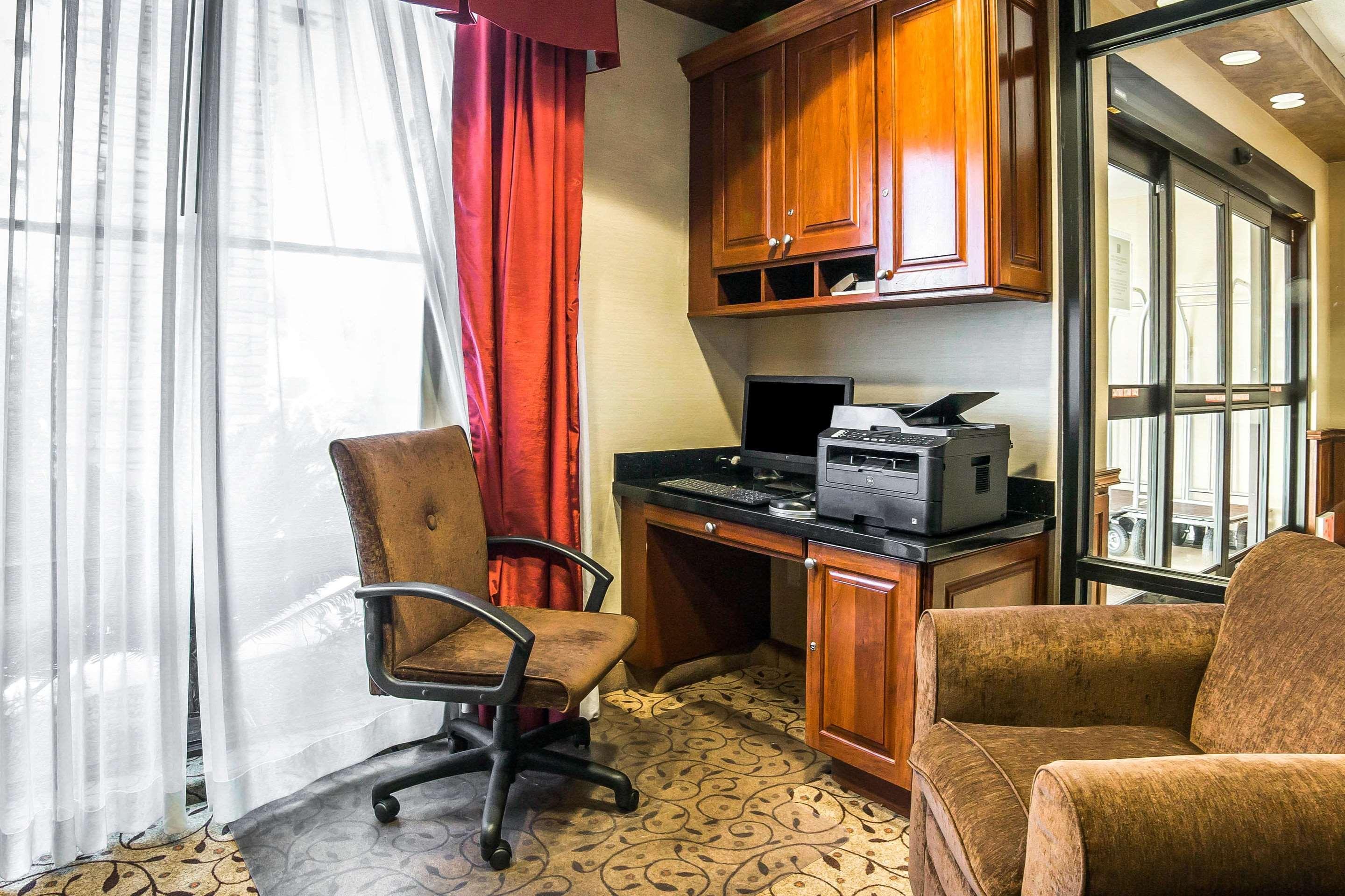 Comfort Inn&suites Henderson - Vegas