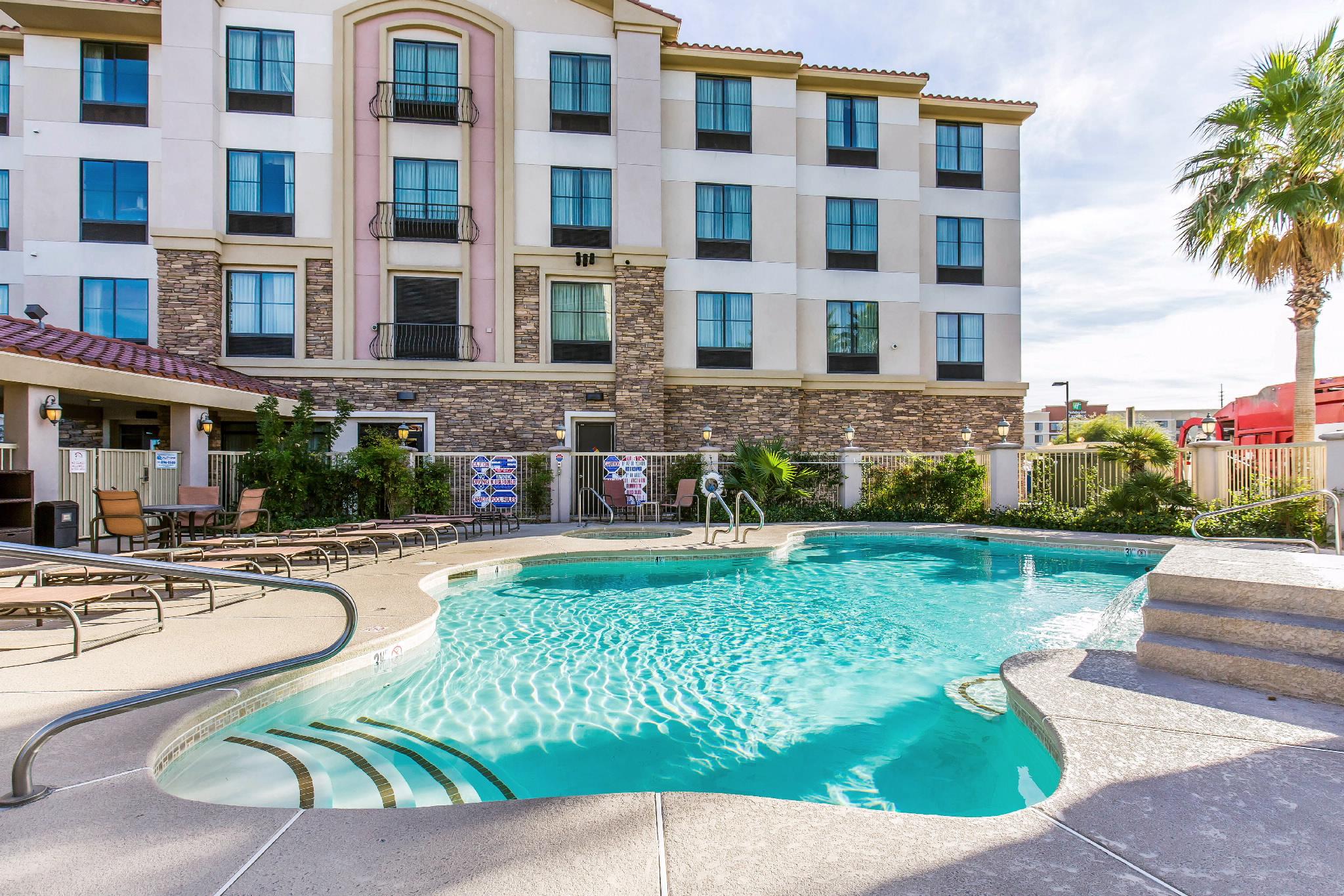 Comfort Inn&suites Henderson - Vegas