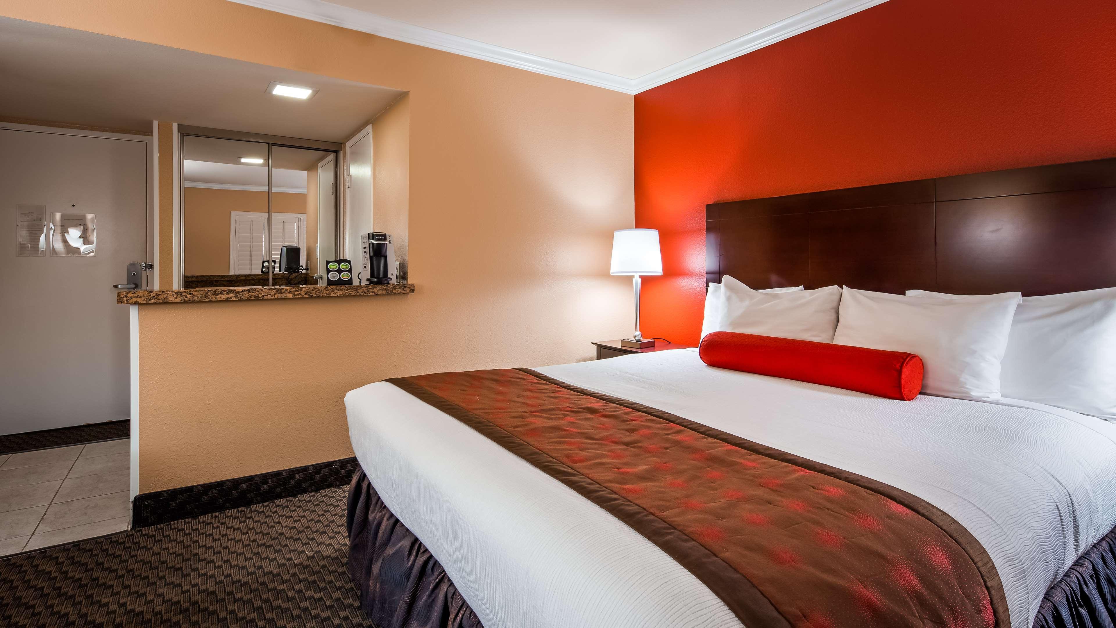 Hotel Western Casino Royale - Center Strip