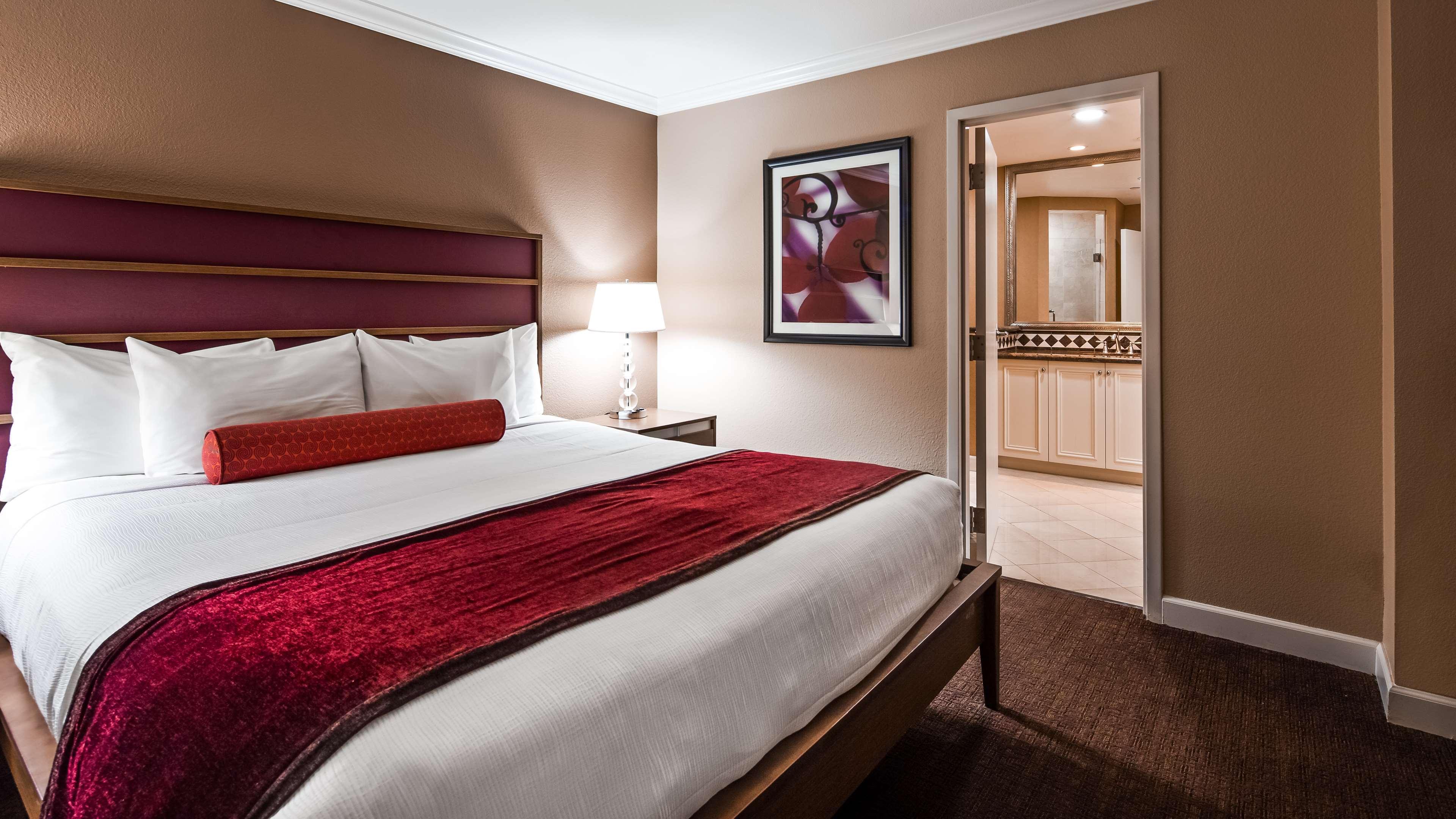 Western Casino Royale - Center Strip Hotel 3*