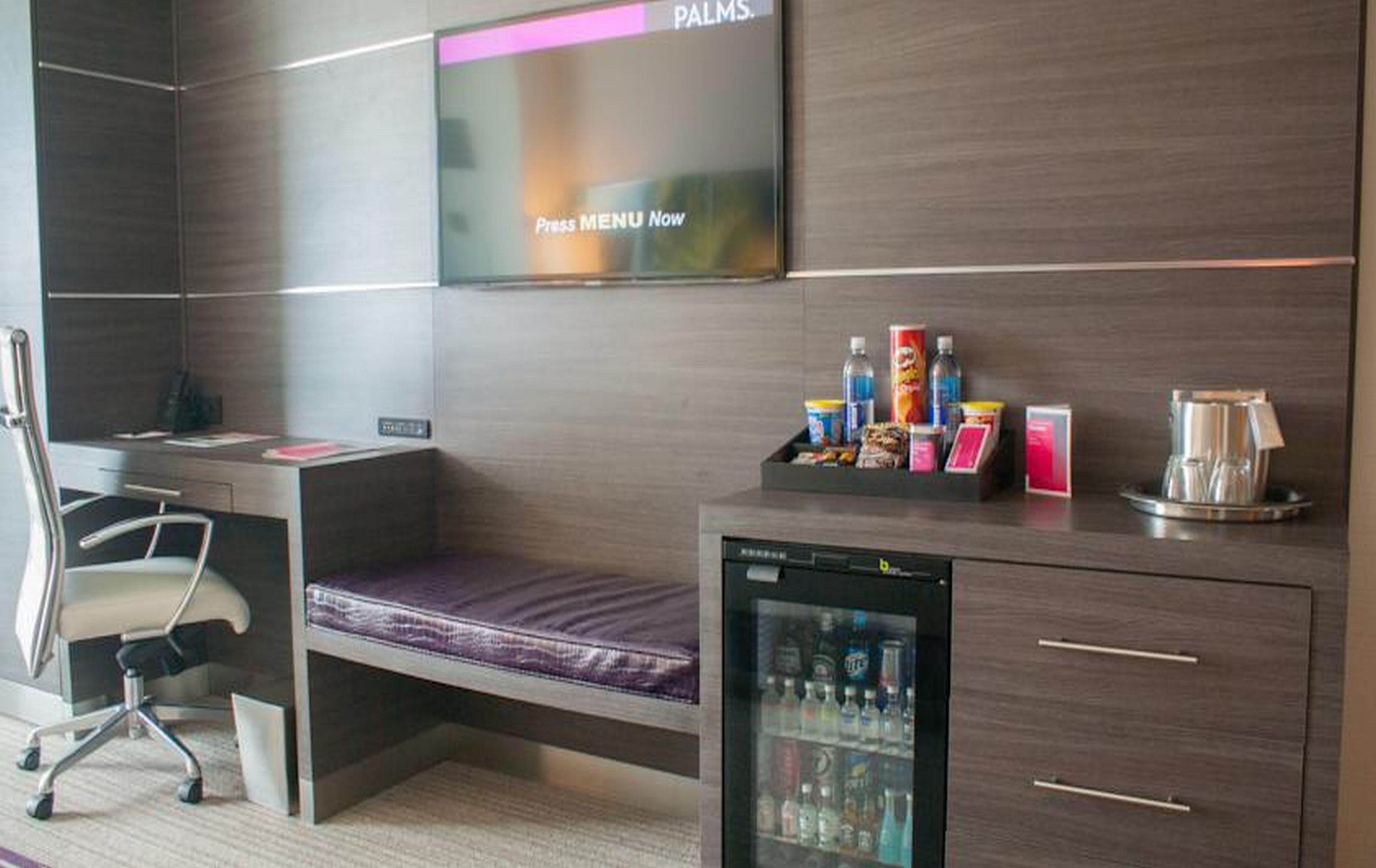Palms Casino Resort 4*