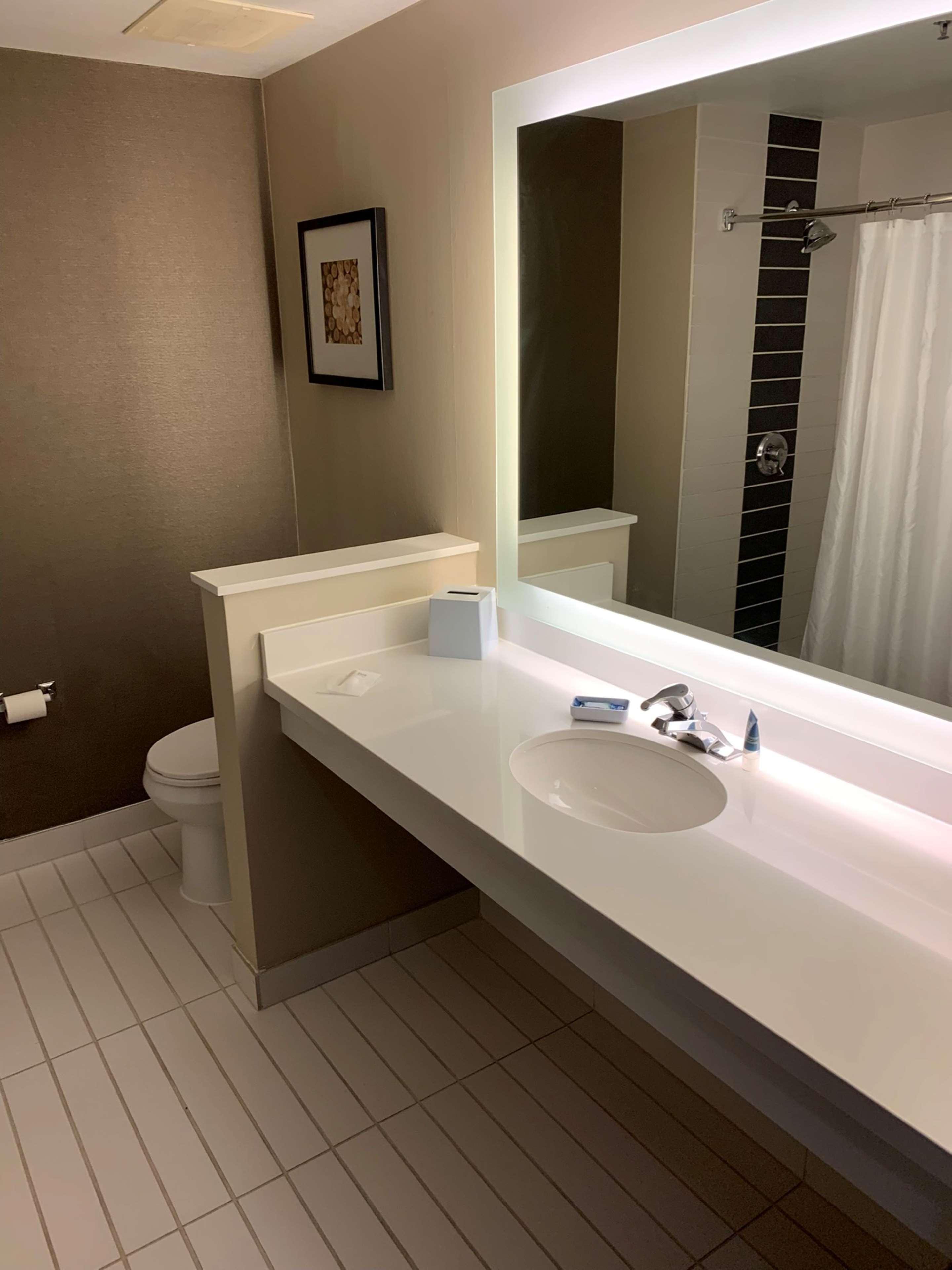 Doubletree By Hilton Vegas East Flamingo 4* Las Vegas