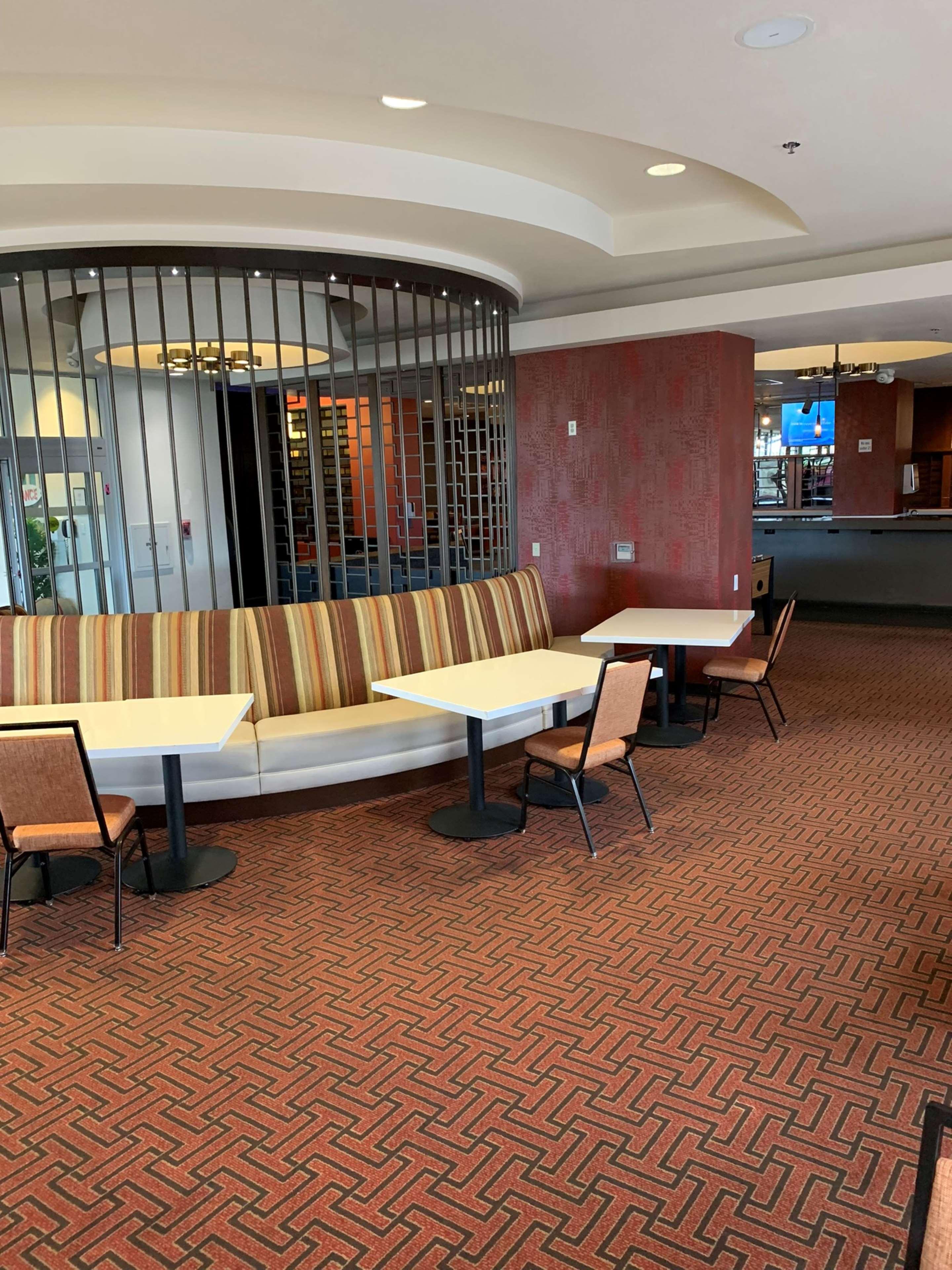 Doubletree By Hilton Vegas East Flamingo 4*