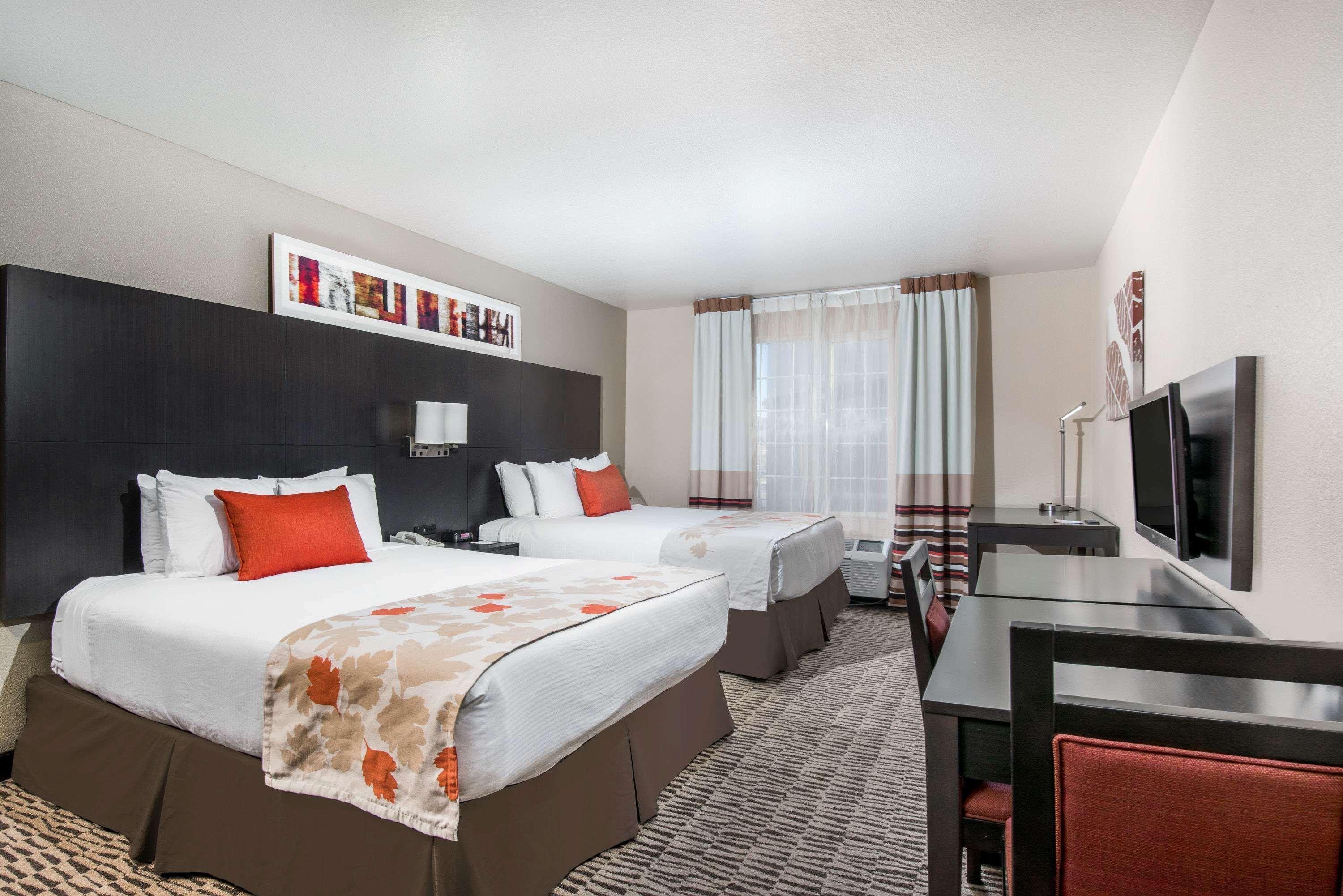 Hawthorn Vegas