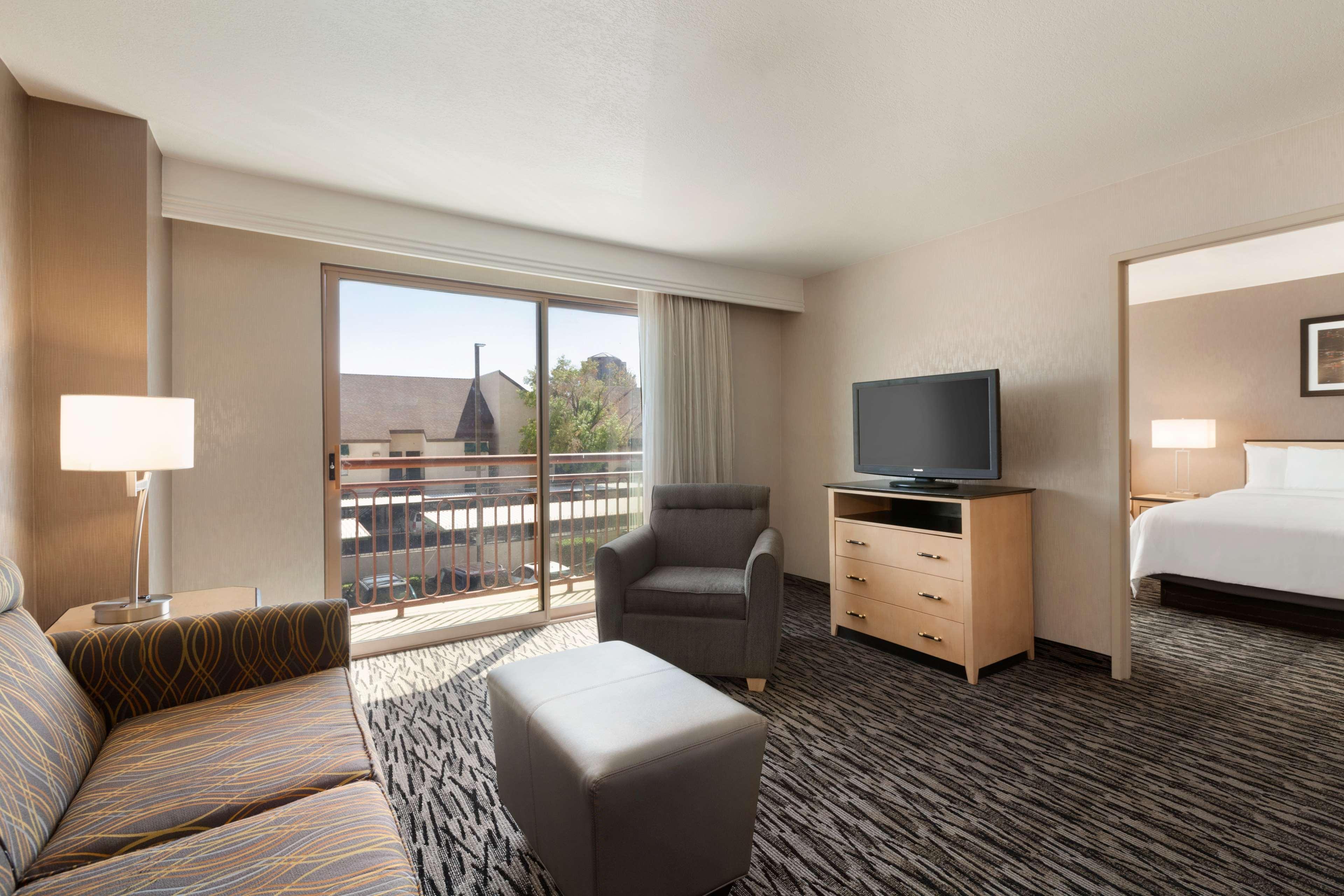 Embassy By Hilton Convention Center Vegas Hotel