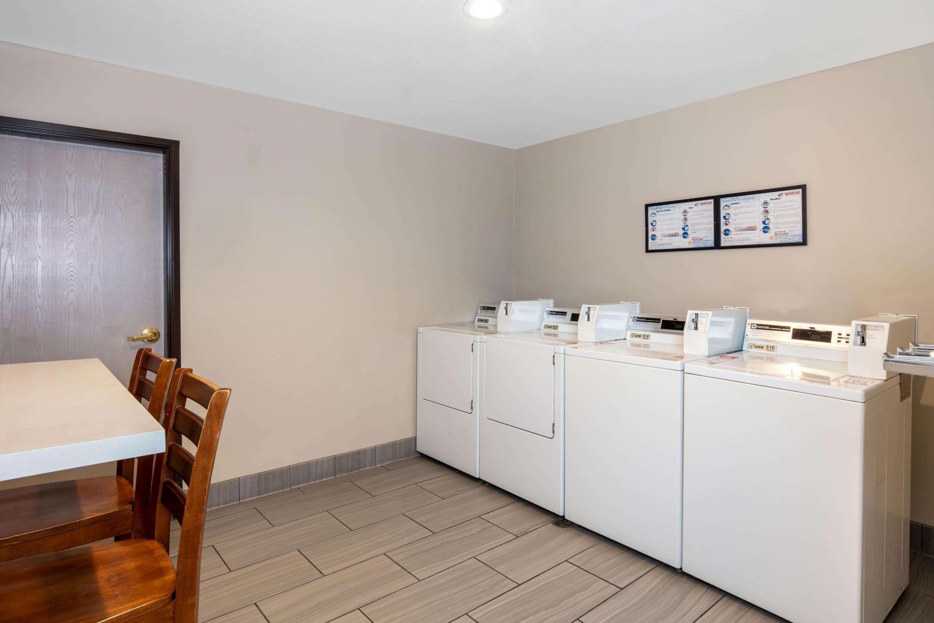 Hotel La Quinta & By Wyndham Vegas Nellis Las Vegas