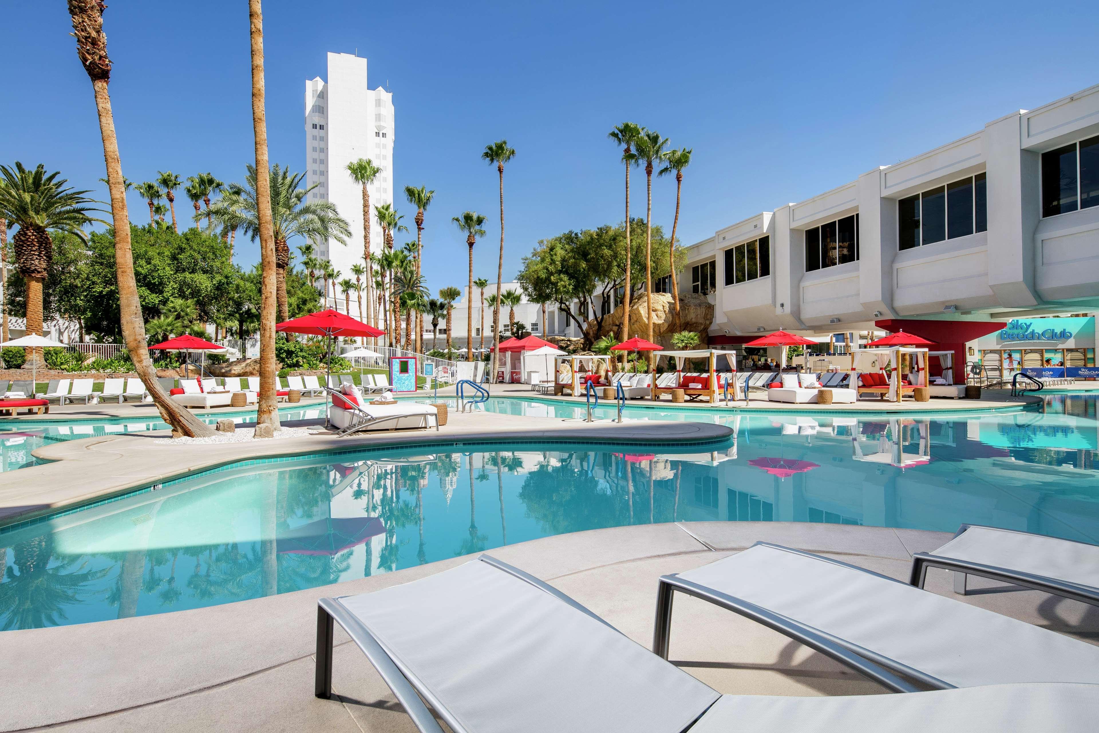 Tropicana Vegas A Doubletree By Hilton & Casino - Free Parking Las Vegas