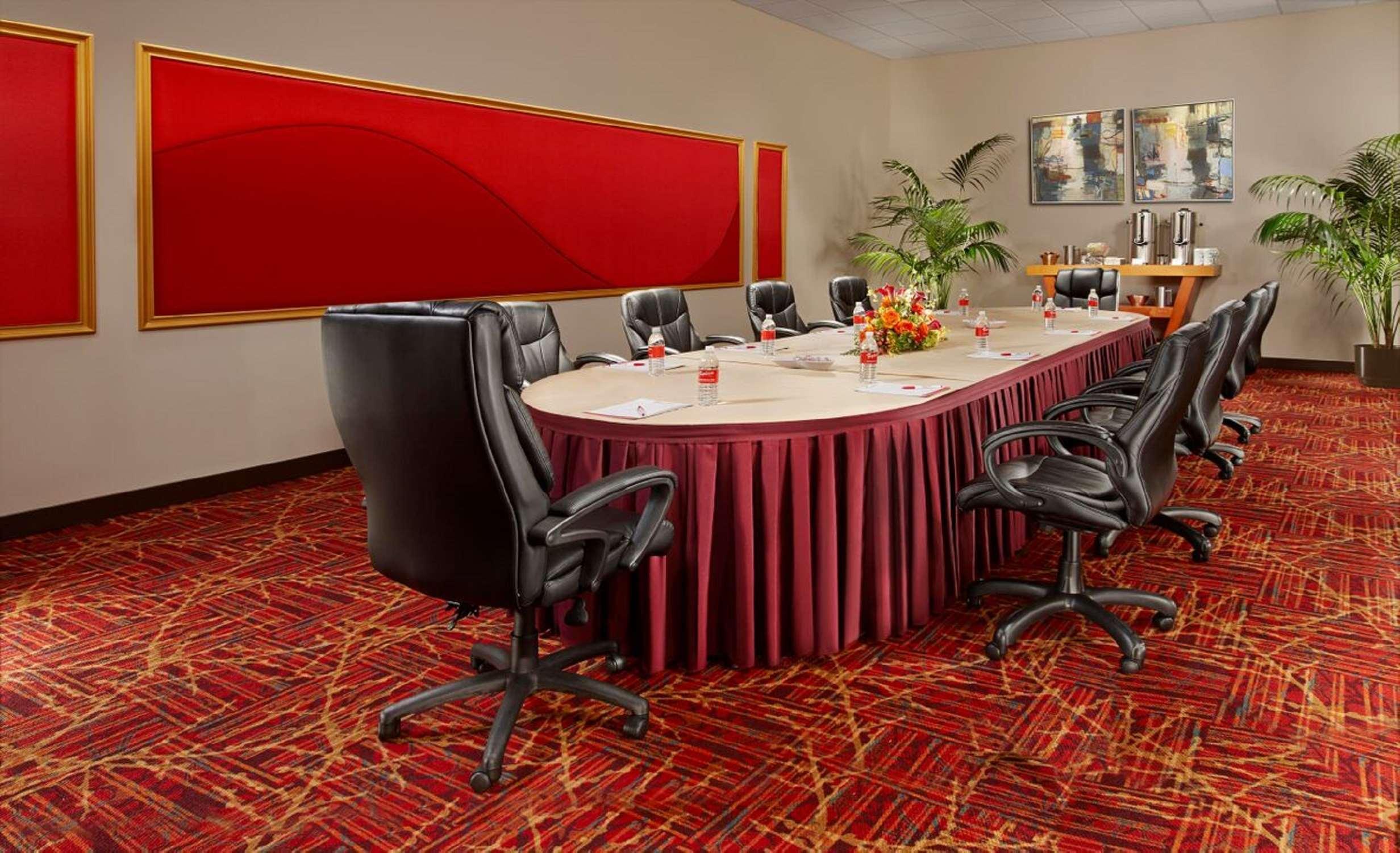 Tropicana Vegas A Doubletree By Hilton & Casino - Free Parking Las Vegas