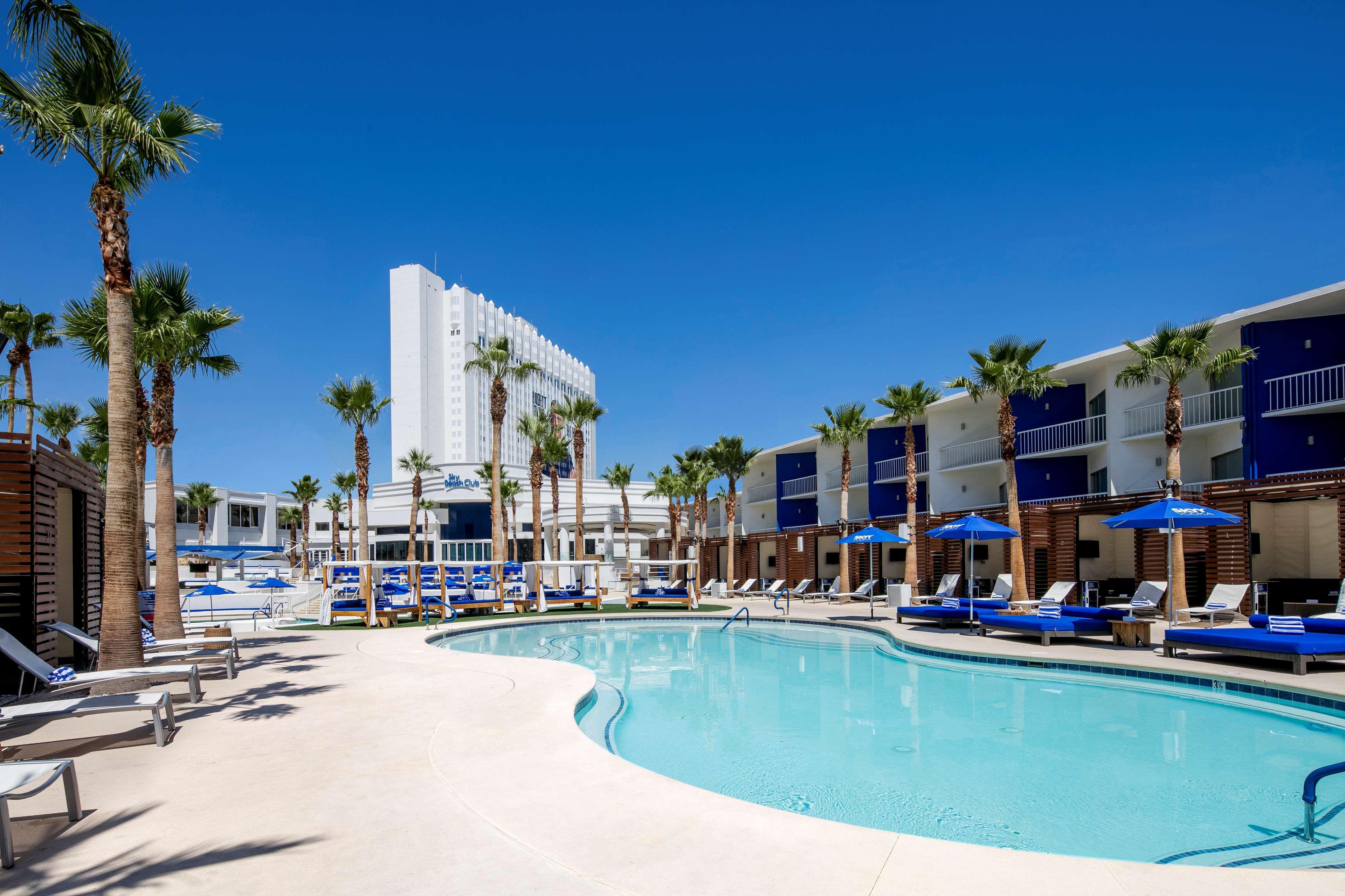 Tropicana Vegas A Doubletree By Hilton & Casino - Free Parking 4*
