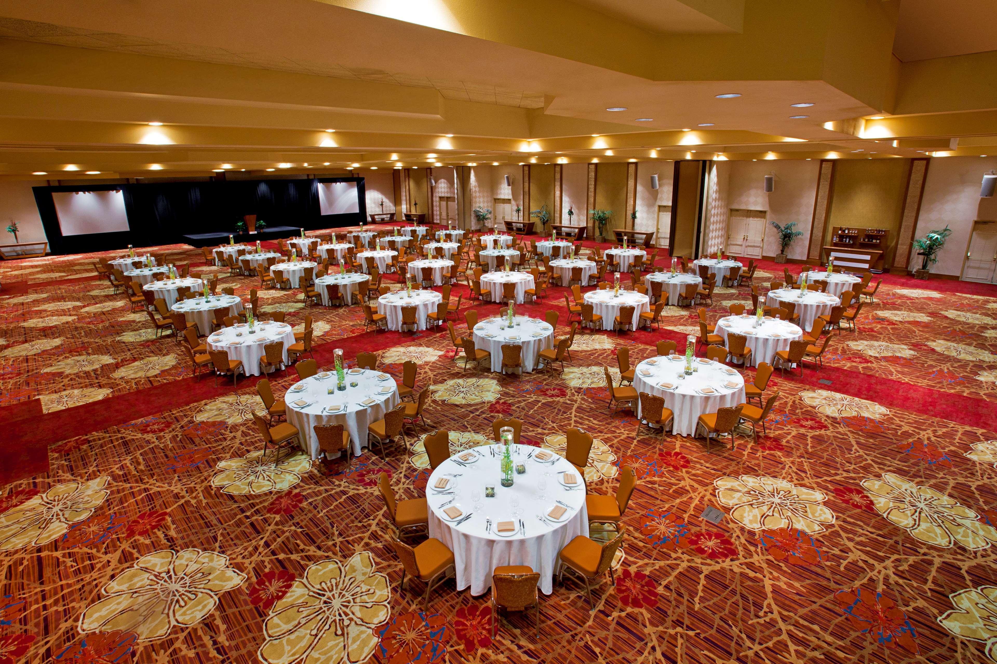 Resort Tropicana Vegas A Doubletree By Hilton & Casino - Free Parking 4*