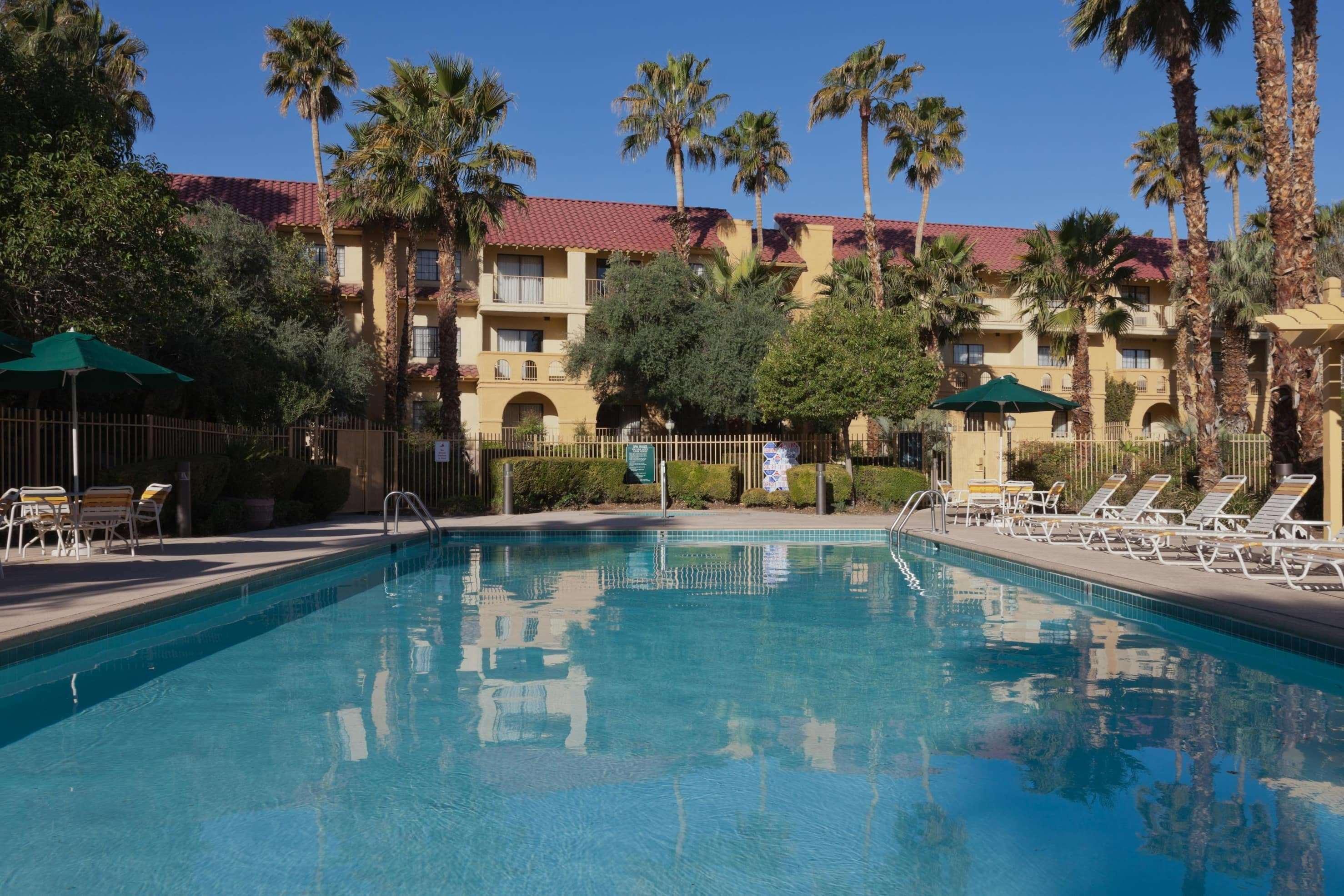 La Quinta By Wyndham Vegas Airport N Conv. 3*