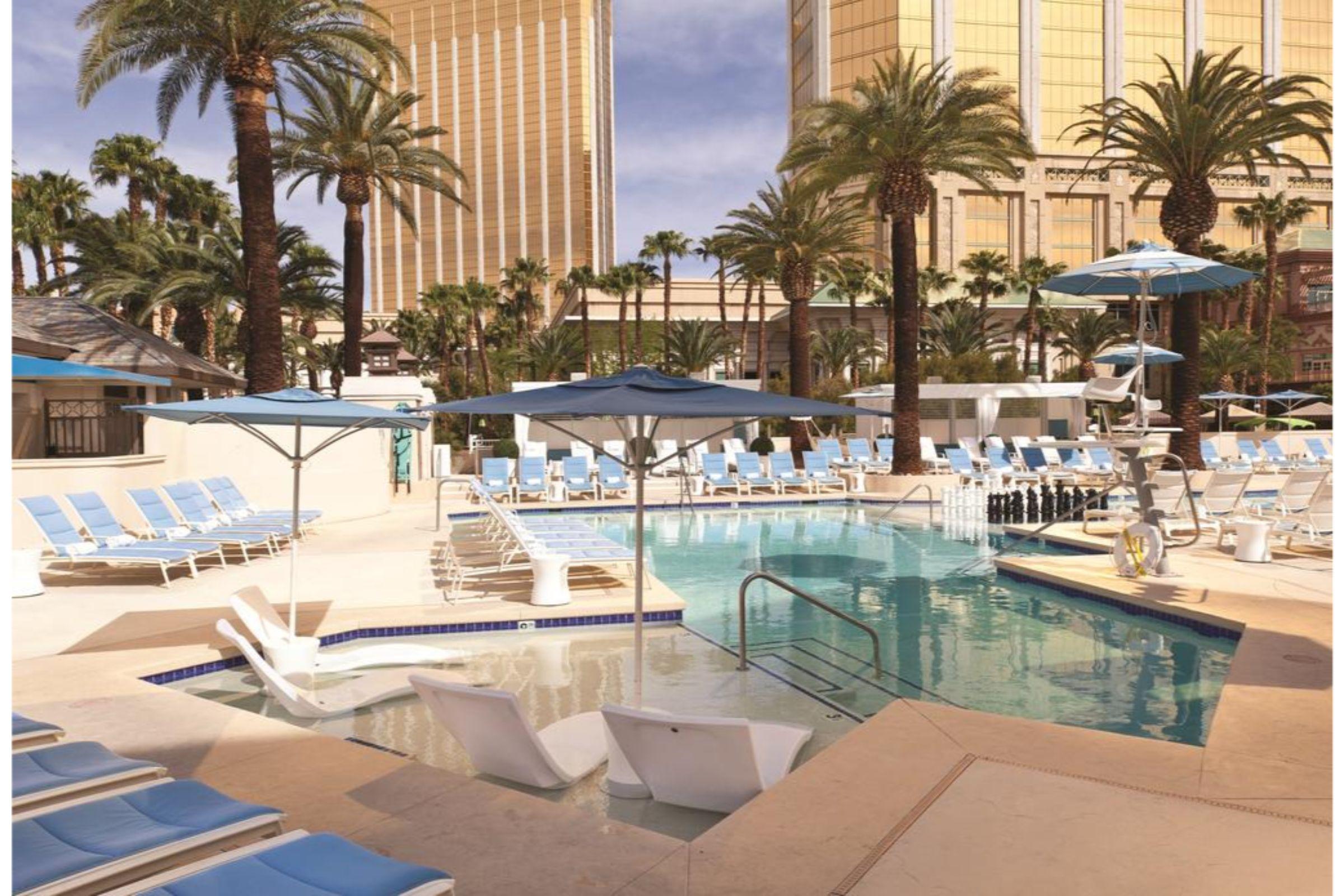 Resort The W Vegas At Mandalay Bay By Suiteness 5*