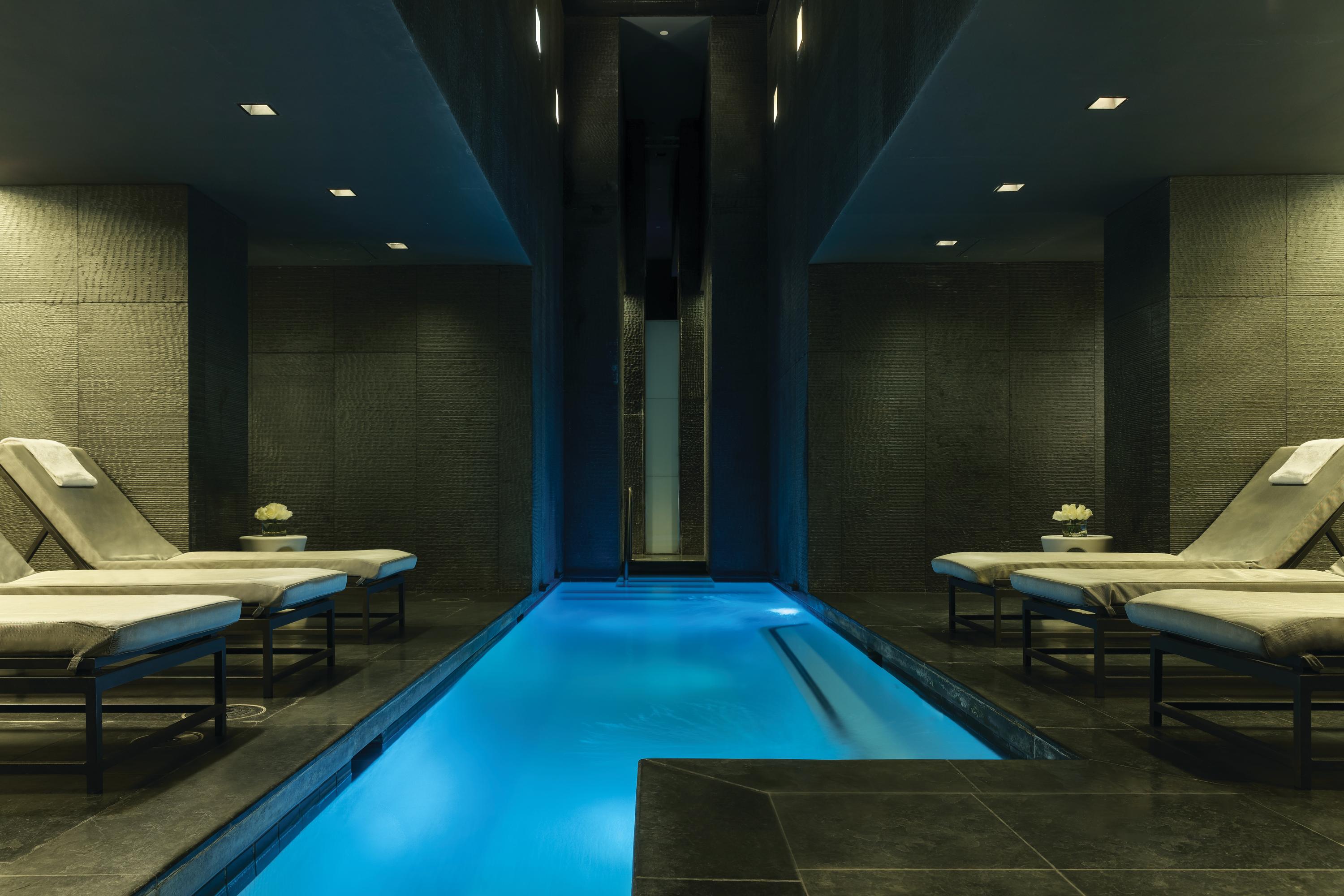 The W Vegas At Mandalay Bay By Suiteness Las Vegas