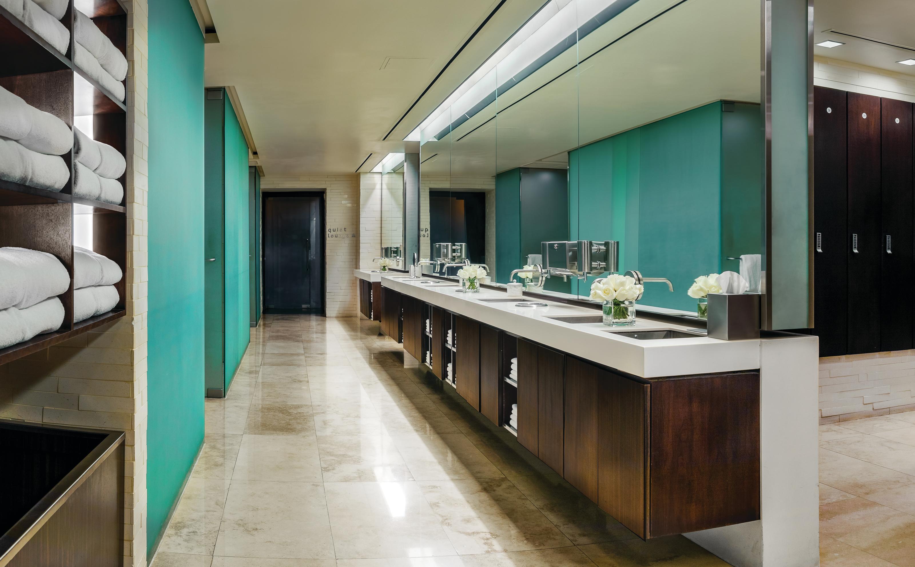 Resort The W Vegas At Mandalay Bay By Suiteness Las Vegas